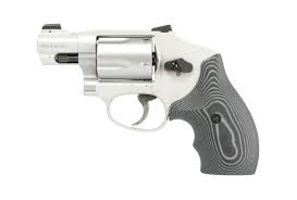Smith & Wesson 632 Ultimate Carry CALIFORNIA LEGAL - .32 H&R - Stainless